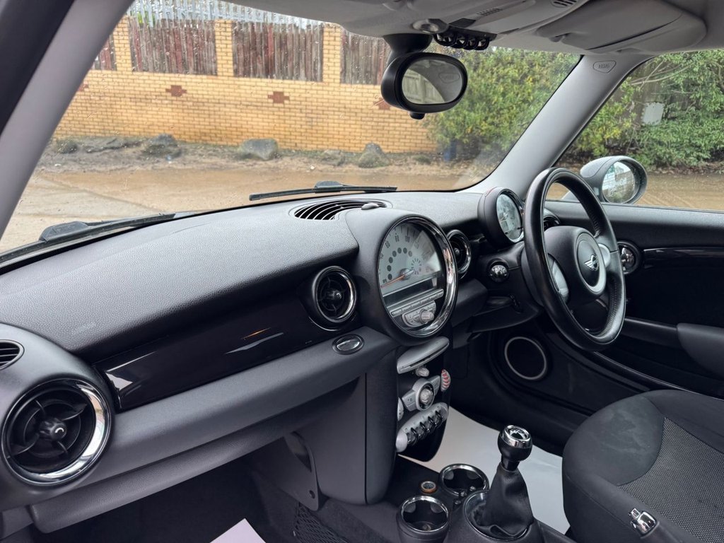 Used MINI Hatch 2010 for sale - 77188245: Photo 7