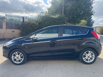 Used Ford Fiesta 2016 for sale - 79636581: Photo