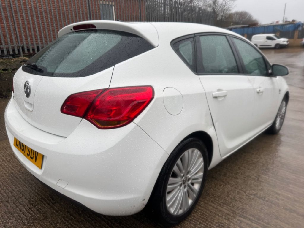 Used Vauxhall Astra 2011 for sale - 77451979: Photo 10