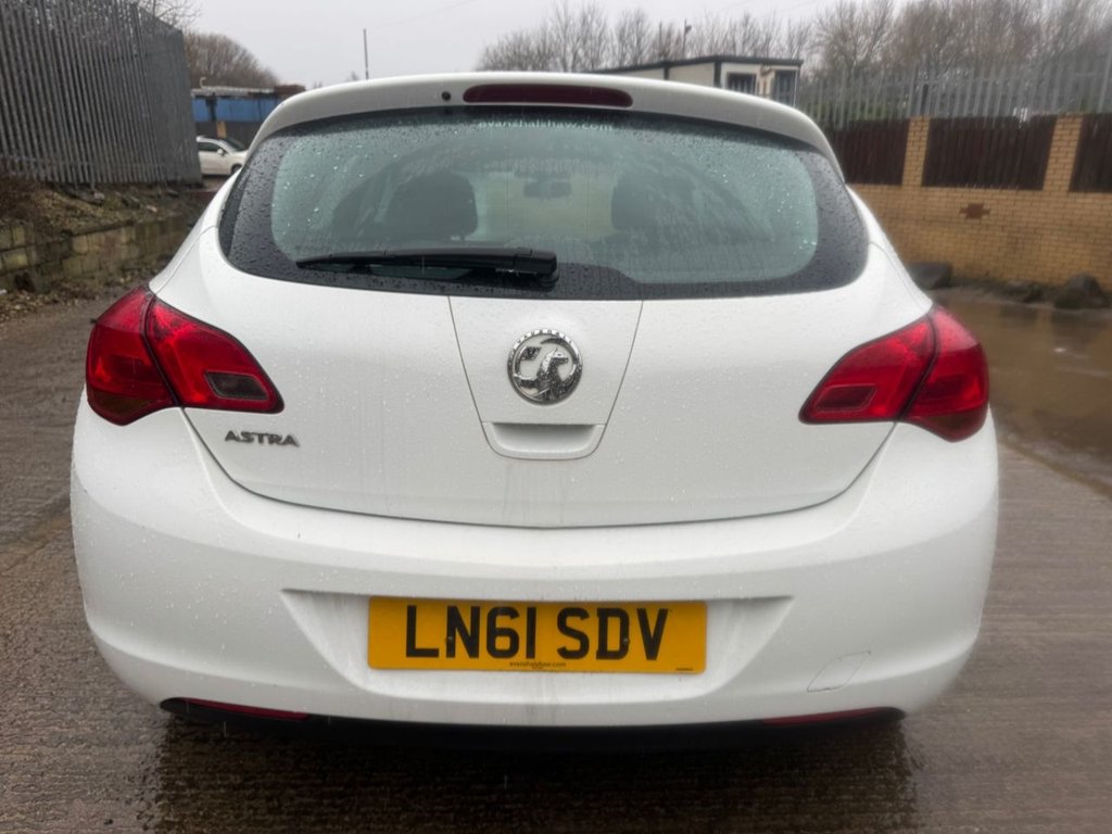 Used Vauxhall Astra 2011 for sale - 77451979: Photo 8