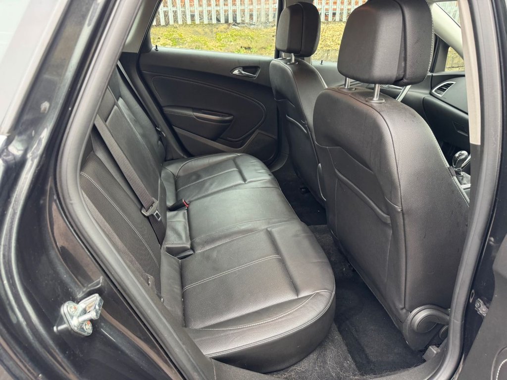 Used Vauxhall Astra 2012 for sale - 77140029: Photo 13