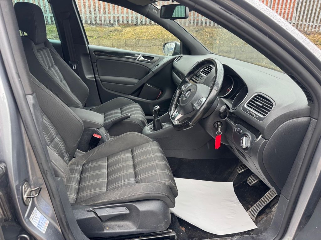 Used Volkswagen Golf 2009 for sale - 77693610: Photo 8