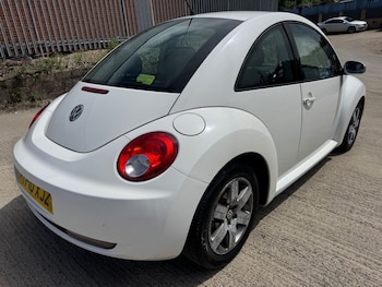Used Volkswagen Beetle 2010 for sale - 78850774: Photo