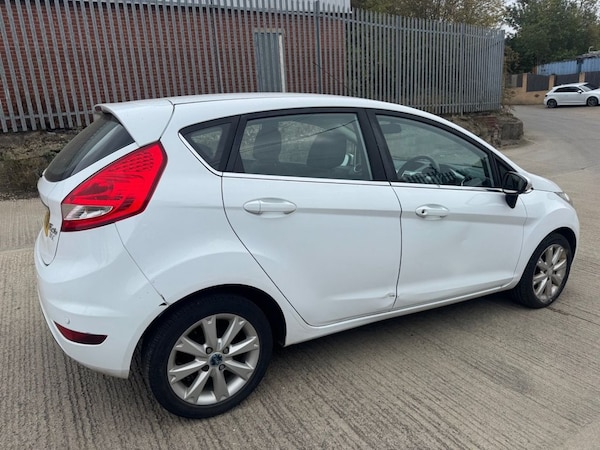 Used Ford Fiesta 2011 for sale - 76313170: Photo 10