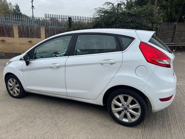 Used Ford Fiesta 2011 for sale - 76313170: Photo 12