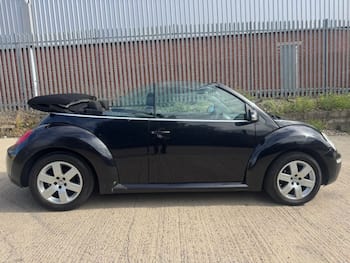 Used Volkswagen Beetle 2010 for sale - 79871453: Photo