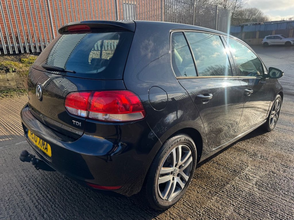 Used Volkswagen Golf 2010 for sale - 77227001: Photo 14