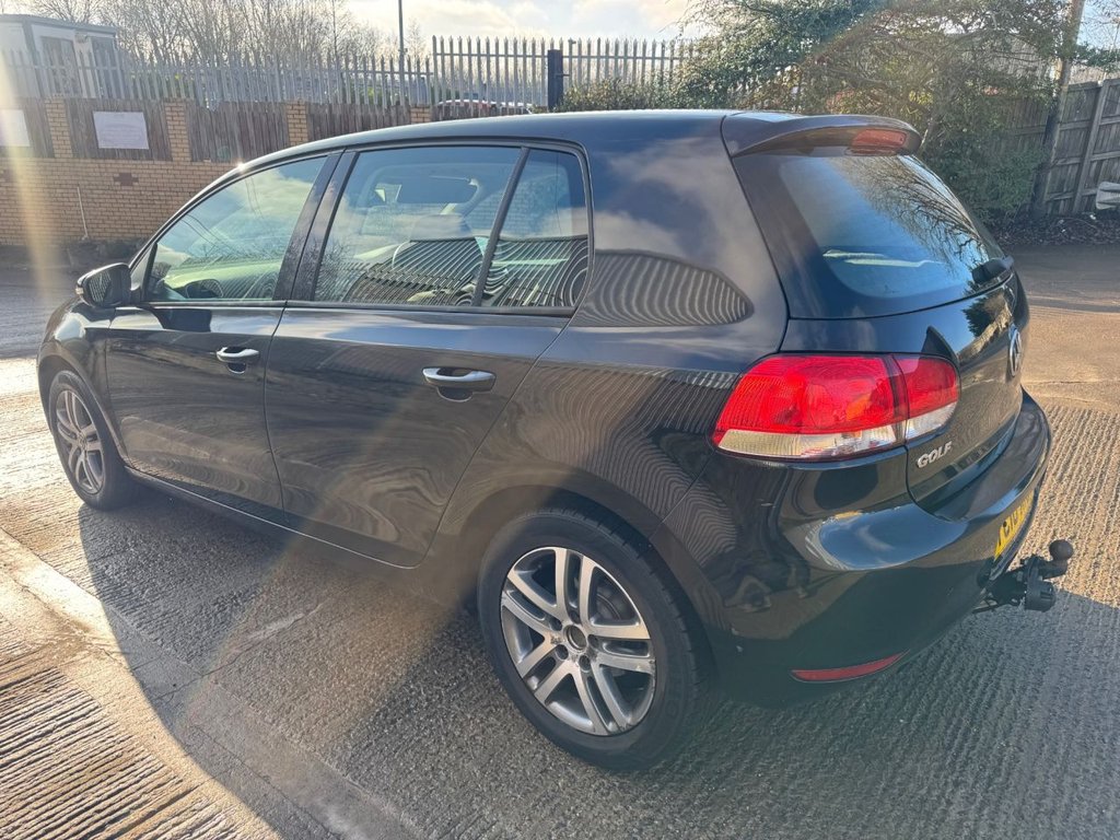 Used Volkswagen Golf 2010 for sale - 77227001: Photo 6