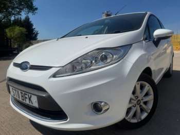 2011 (11) - 1.25 Zetec Hatchback 3dr Petrol Manual (129 g/km, 81 bhp)