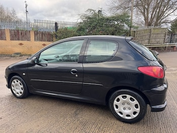 Used Peugeot 206 2009 for sale - 77263421: Photo