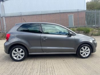 Used Volkswagen Polo 2013 for sale - 79870805: Photo