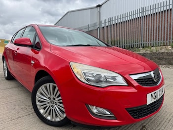 Used Vauxhall Astra 2011 for sale - 75642543: Photo
