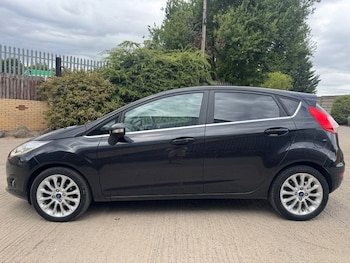 Used Ford Fiesta 2014 for sale - 79385187: Photo