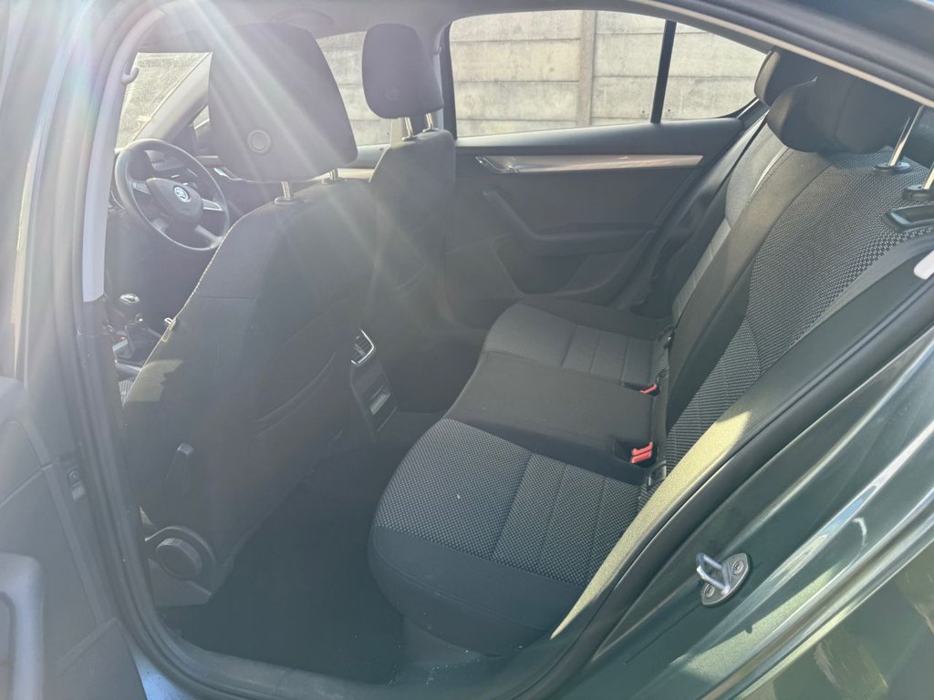 Used Skoda Octavia 2015 for sale - 76632224: Photo 13