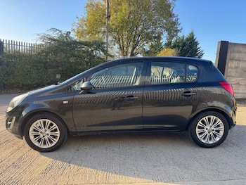 Used Vauxhall Corsa 2015 for sale - 76642868: Photo
