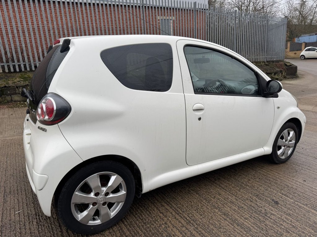 Used Toyota AYGO 2012 for sale - 77451970: Photo 12