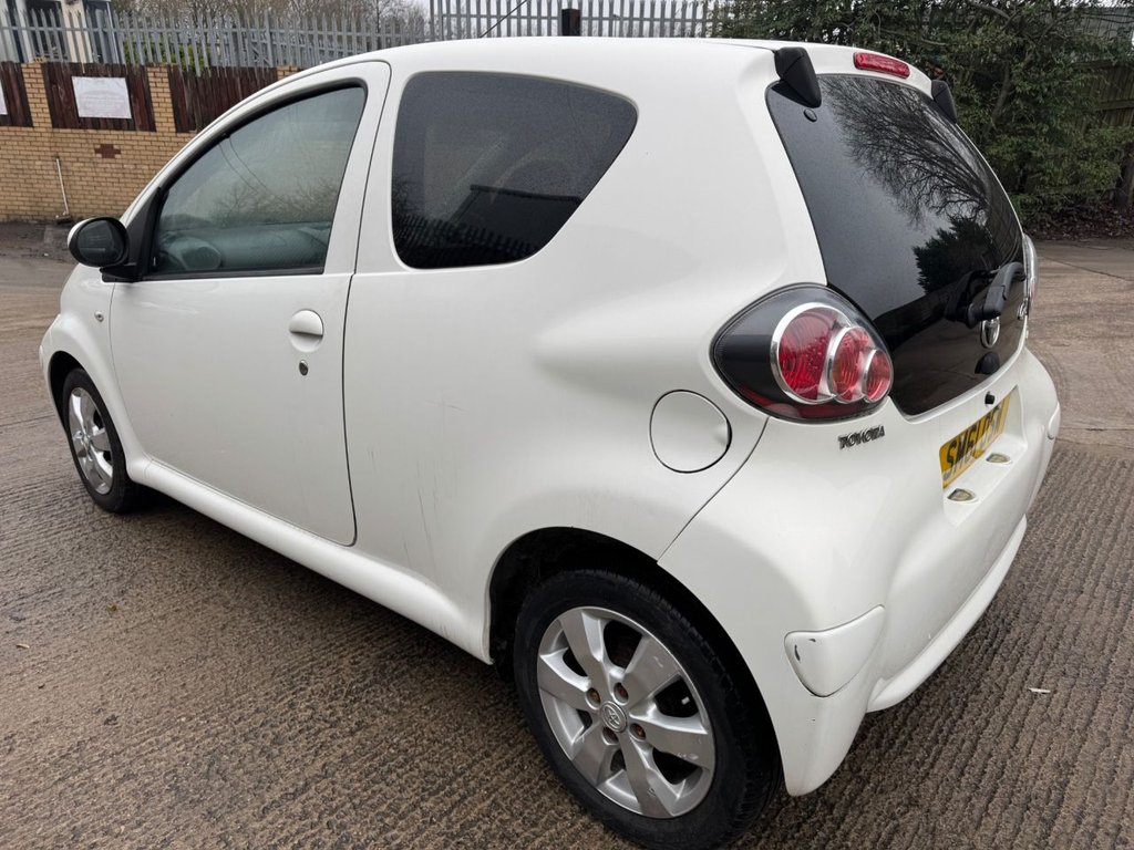 Used Toyota AYGO 2012 for sale - 77451970: Photo 6