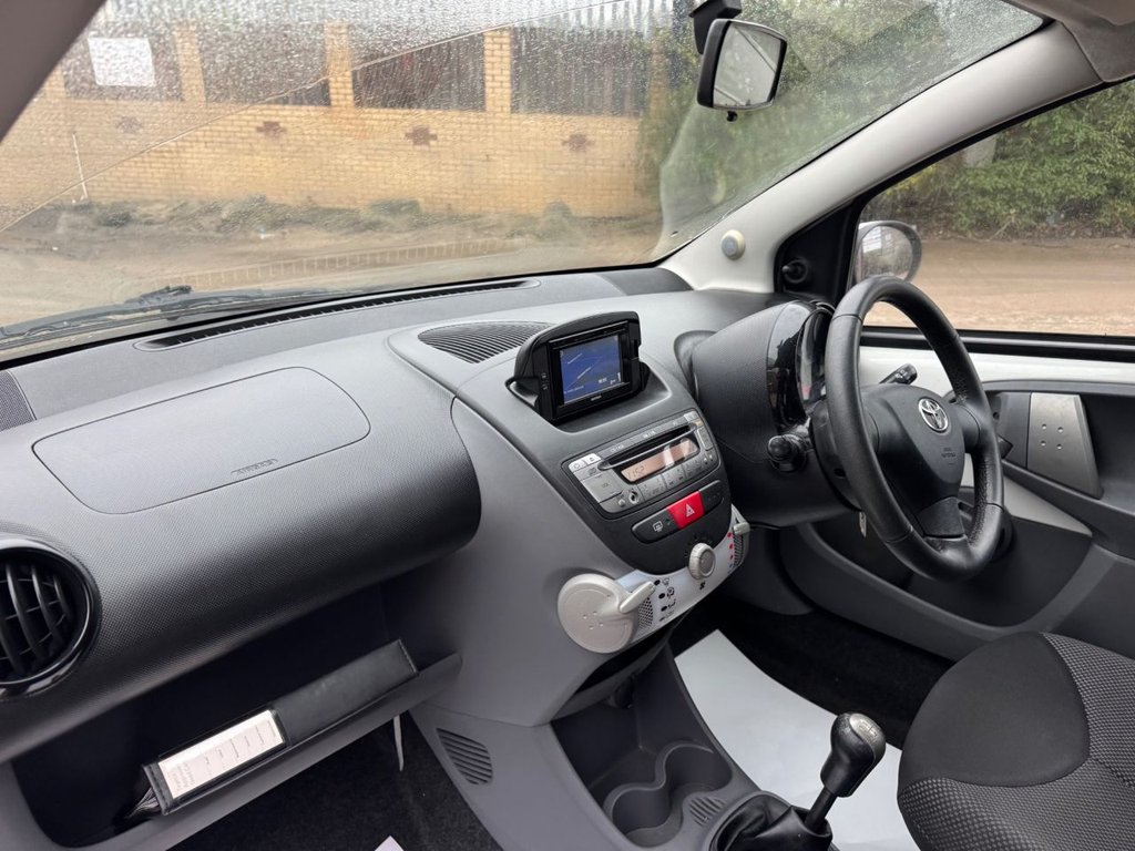 Used Toyota AYGO 2012 for sale - 77451970: Photo 7