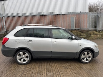 Used Skoda Fabia 2014 for sale - 77408390: Photo