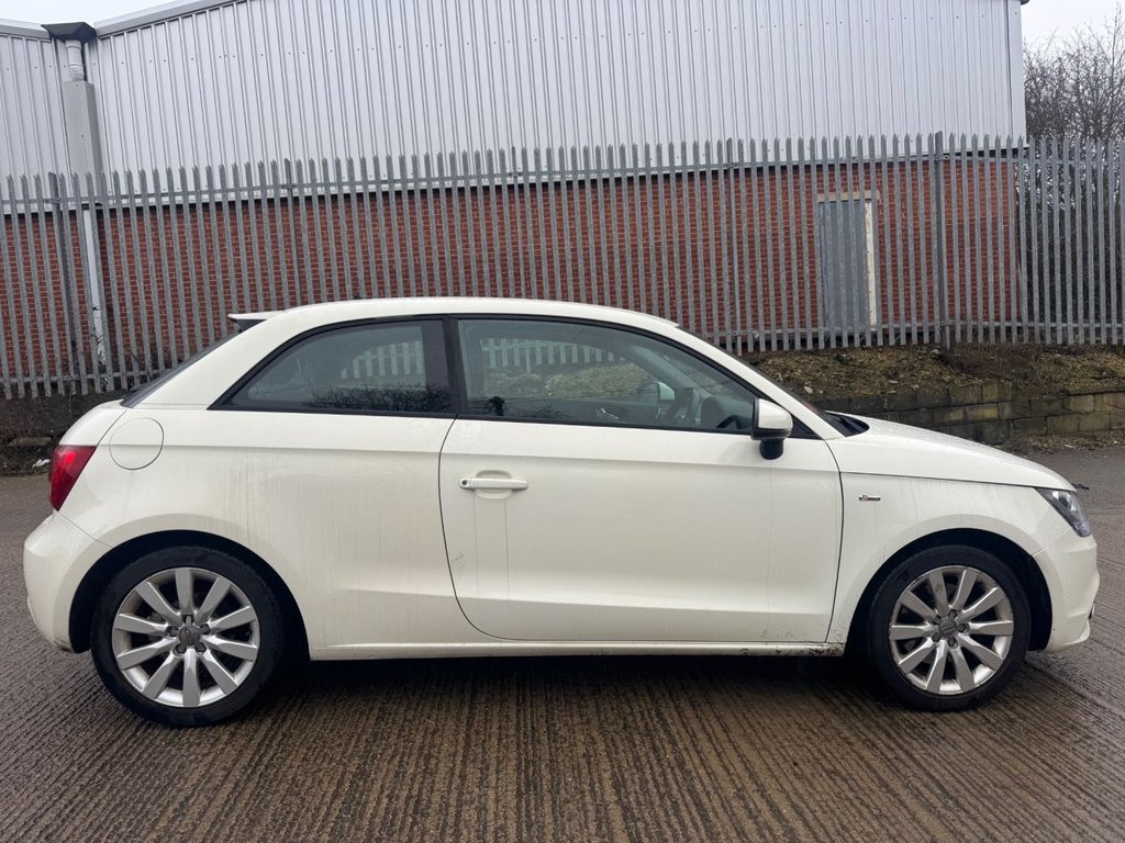 Used Audi A1 2011 for sale - 77534614: Photo 4