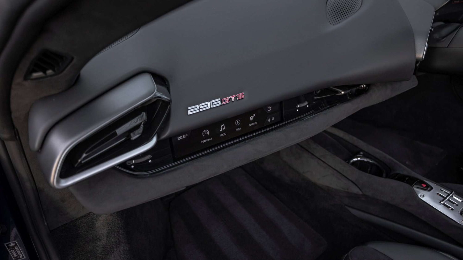 Used Ferrari 296 GTS for sale - 77308552: Photo 22