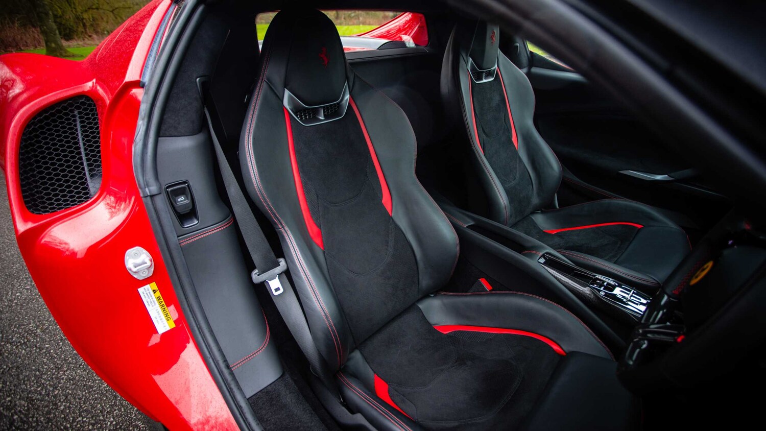 Used Ferrari 296 GTB 2022 for sale - 75861172: Photo 10