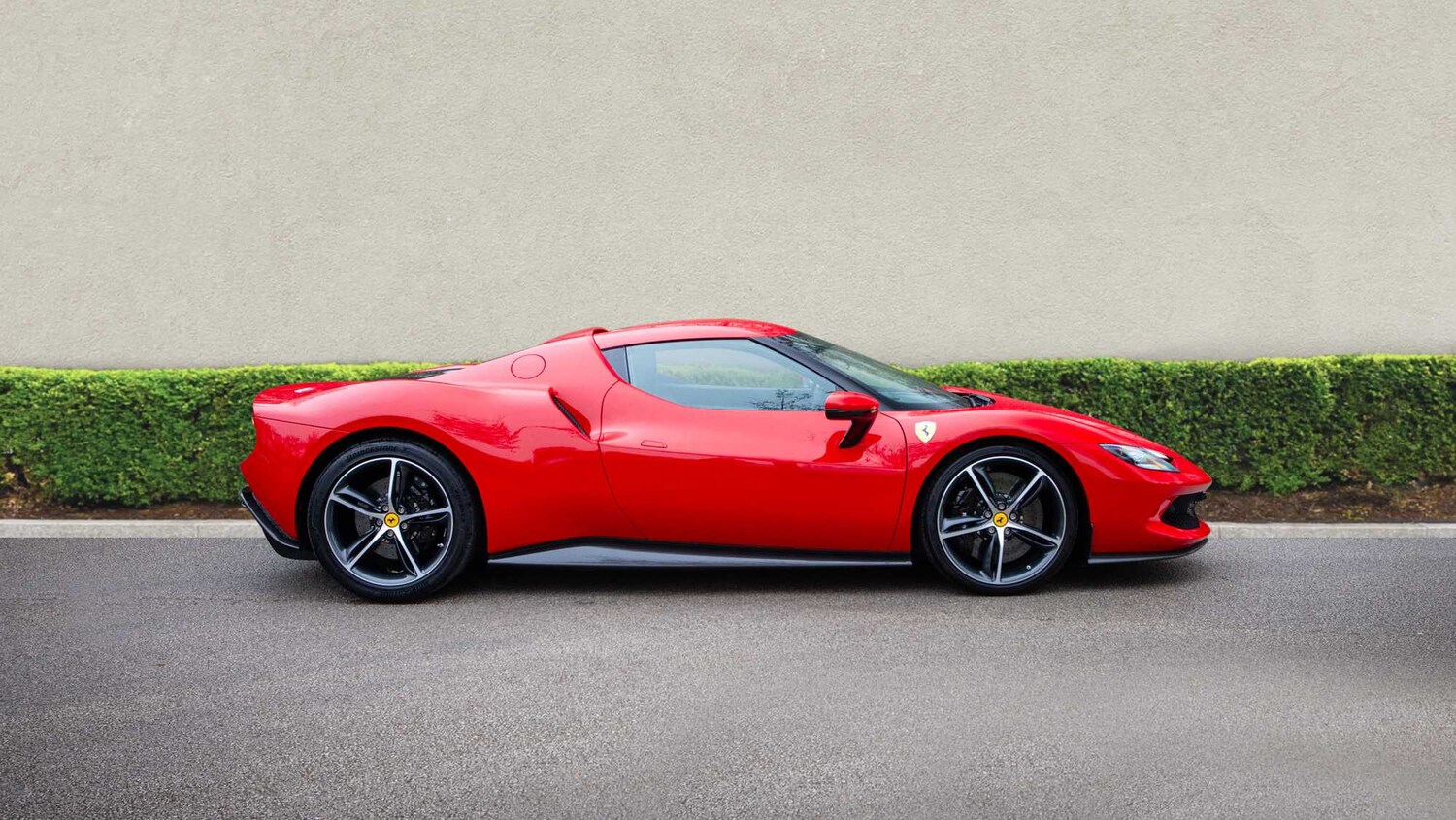 Used Ferrari 296 GTB 2022 for sale - 75861172: Photo 3