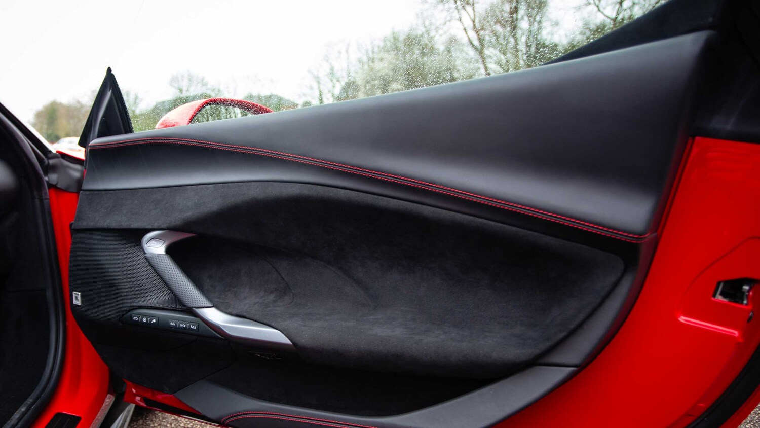 Used Ferrari 296 GTB 2022 for sale - 75861172: Photo 32