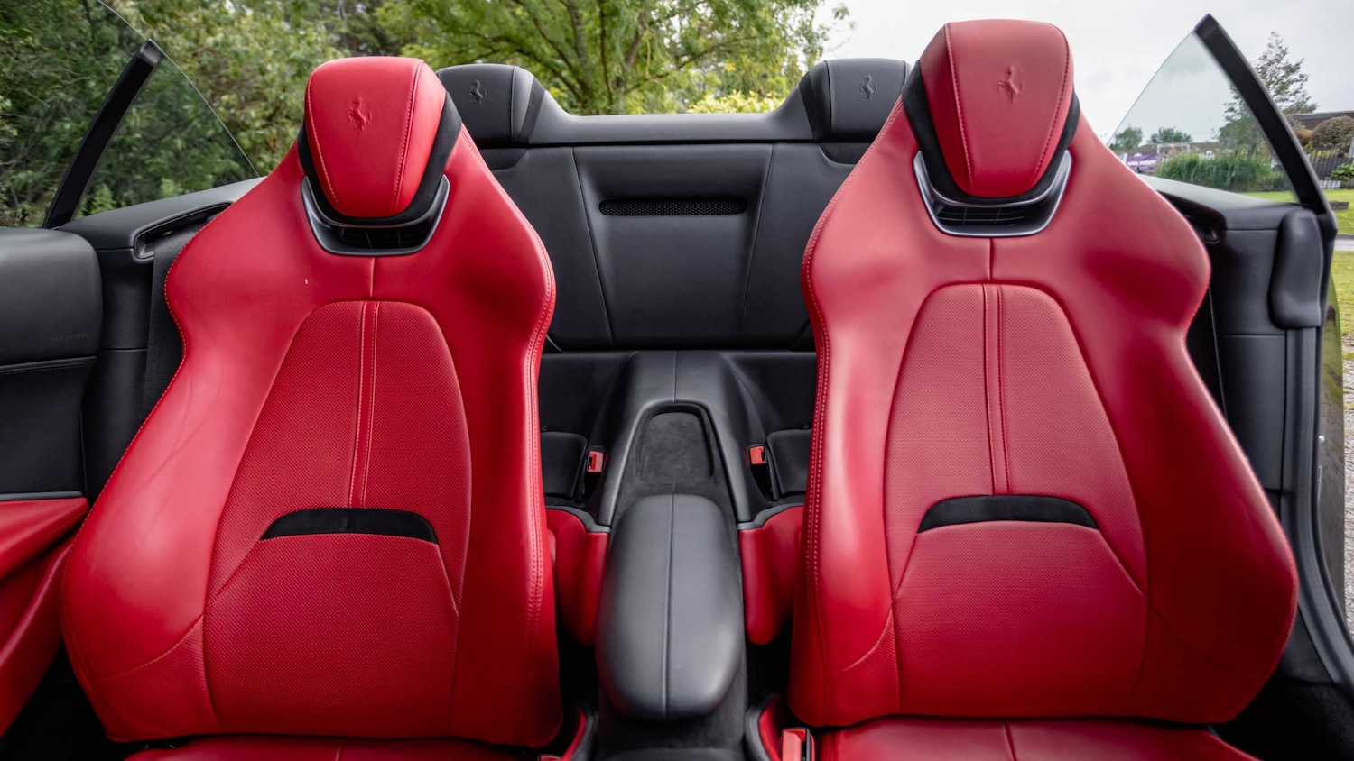 Used Ferrari Roma 2024 for sale - 75747886: Photo 11