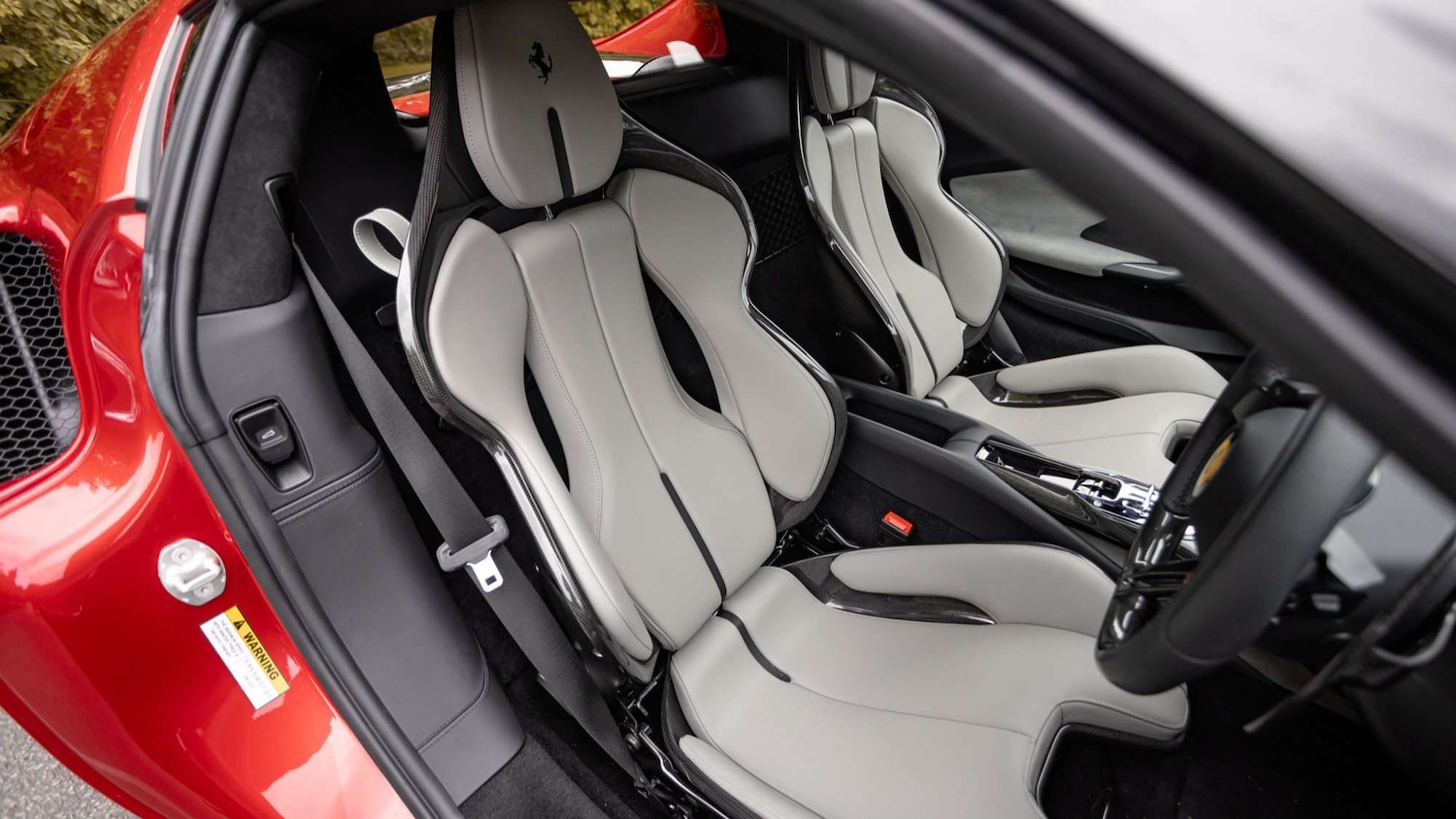 Used Ferrari 296 GTB 2024 for sale - 77615324: Photo 14