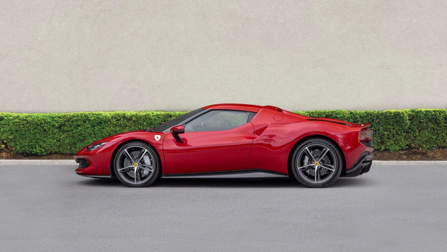 Used Ferrari 296 GTB 2024 for sale - 77615324: Photo 9