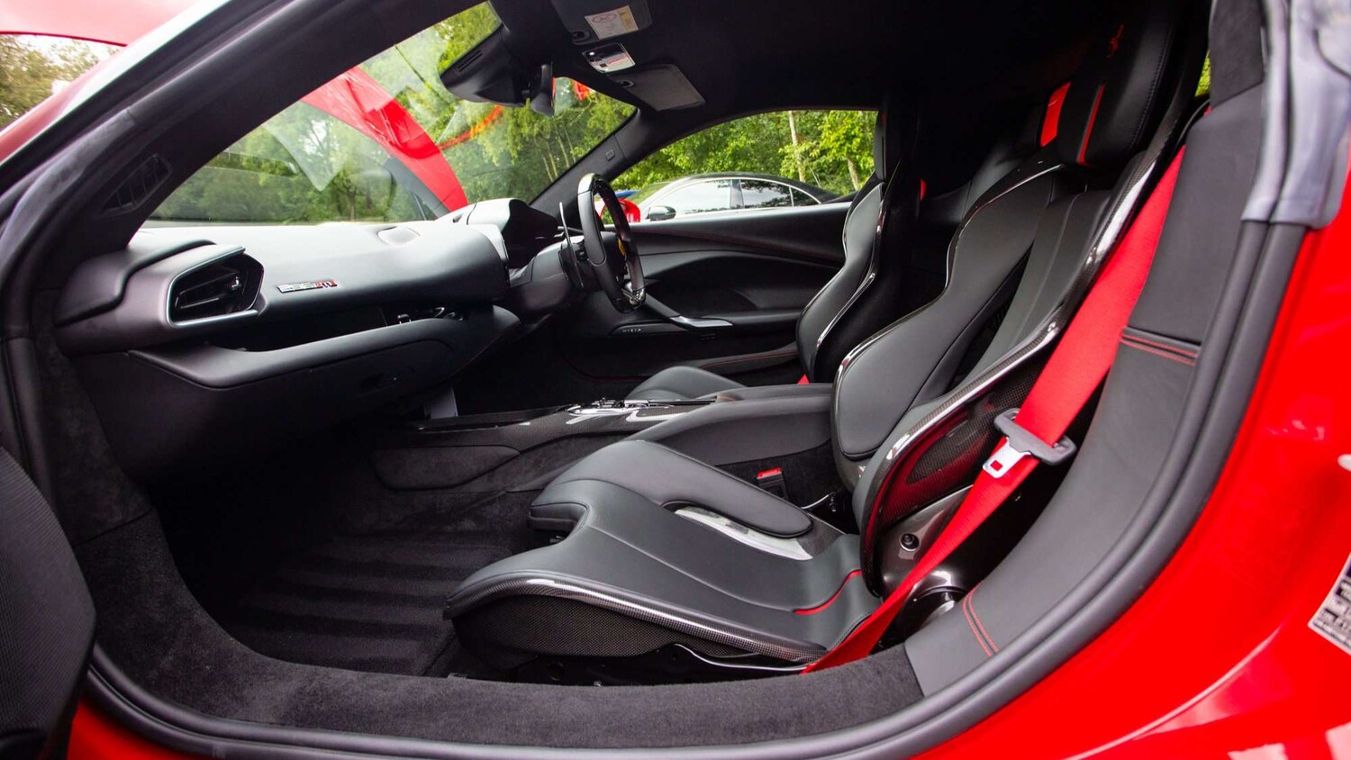 Used Ferrari 296 GTB 2022 for sale - 78173926: Photo 11