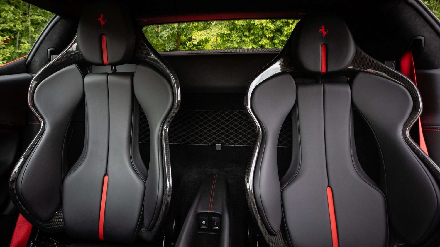 Used Ferrari 296 GTB 2022 for sale - 78173926: Photo 16