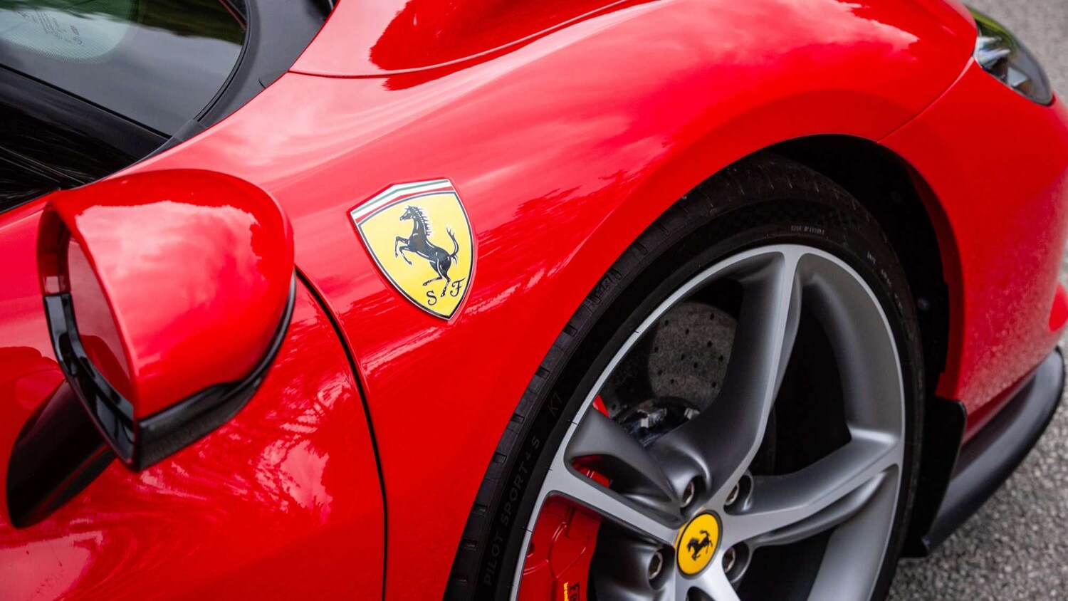 Used Ferrari 296 GTB 2022 for sale - 78173926: Photo 30