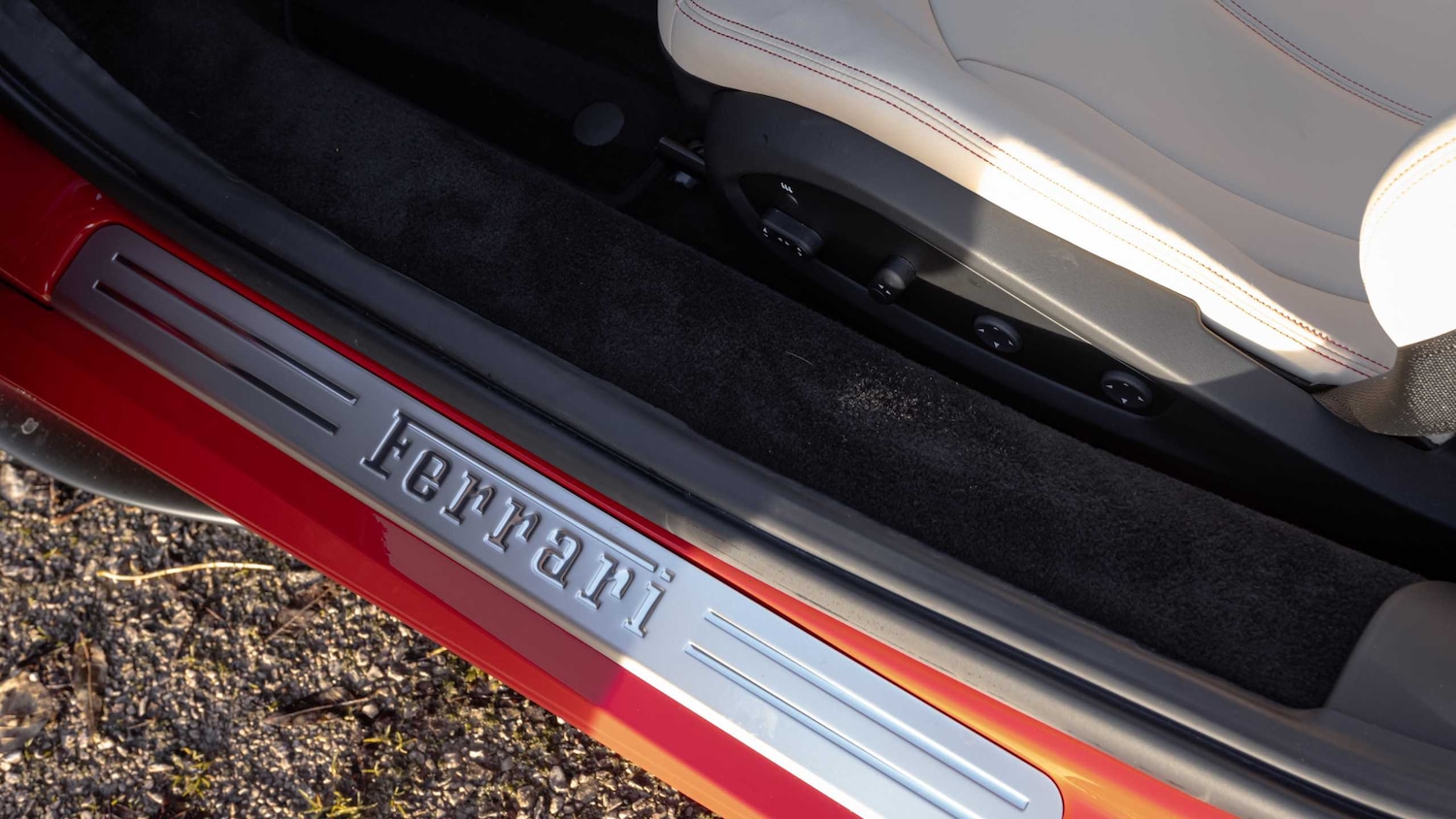 Used Ferrari F8 Spider 2021 for sale - 77147398: Photo 12