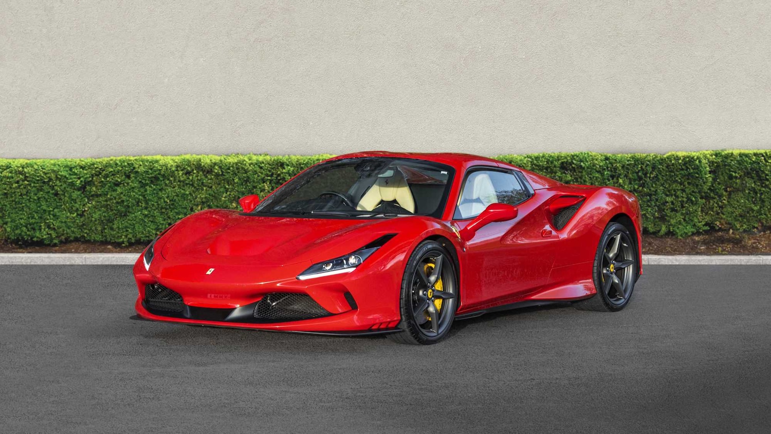 Used Ferrari F8 Spider 2021 for sale - 77147398: Photo 2