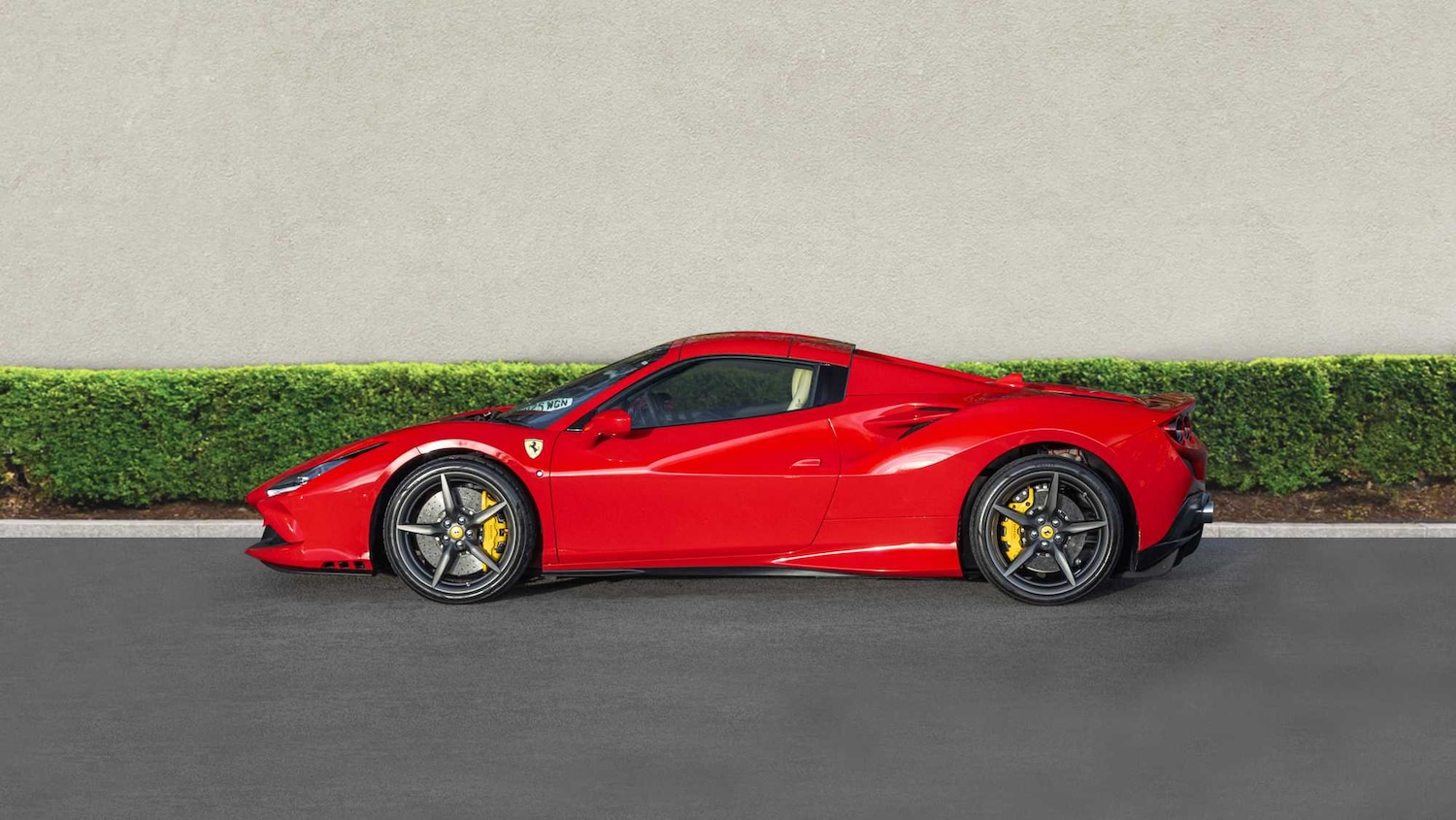 Used Ferrari F8 Spider 2021 for sale - 77147398: Photo 7