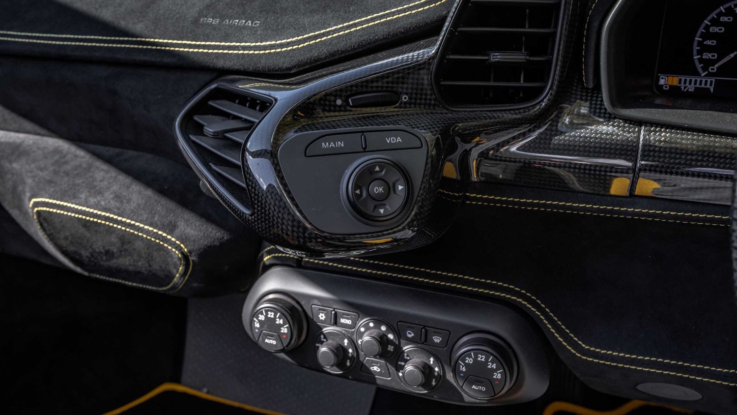 Used Ferrari 812 Competizione 2023 for sale - 75785174: Photo 14