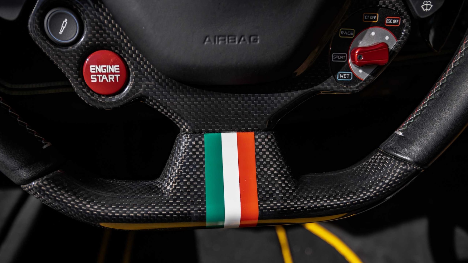 Used Ferrari 812 Competizione 2023 for sale - 75785174: Photo 25