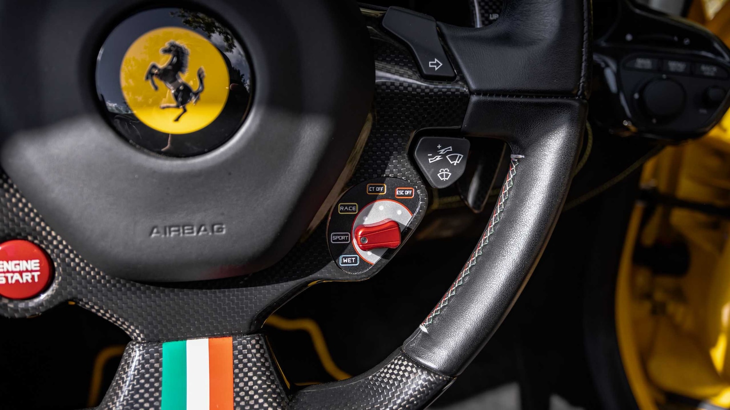 Used Ferrari 812 Competizione 2023 for sale - 75785174: Photo 26