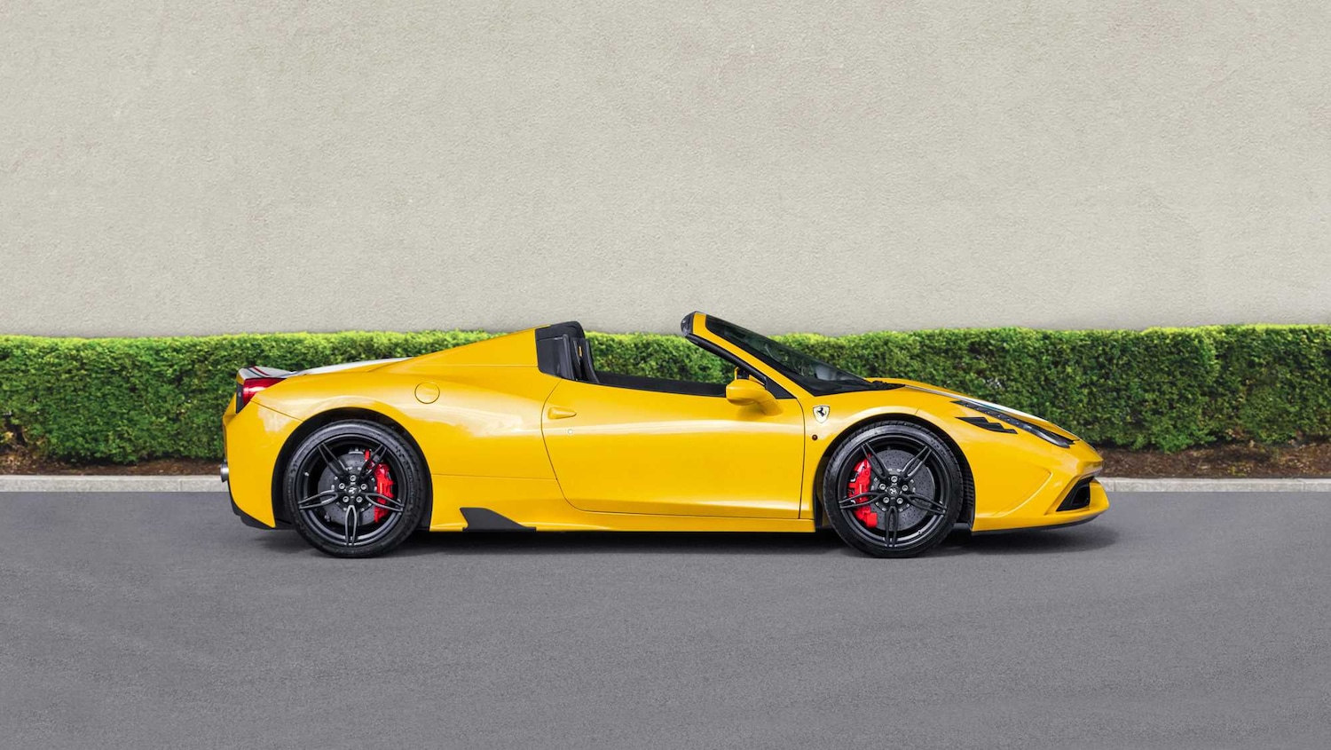 Used Ferrari 812 Competizione 2023 for sale - 75785174: Photo 3