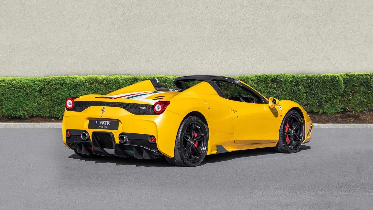 Used Ferrari 812 Competizione 2023 for sale - 75785174: Photo 6