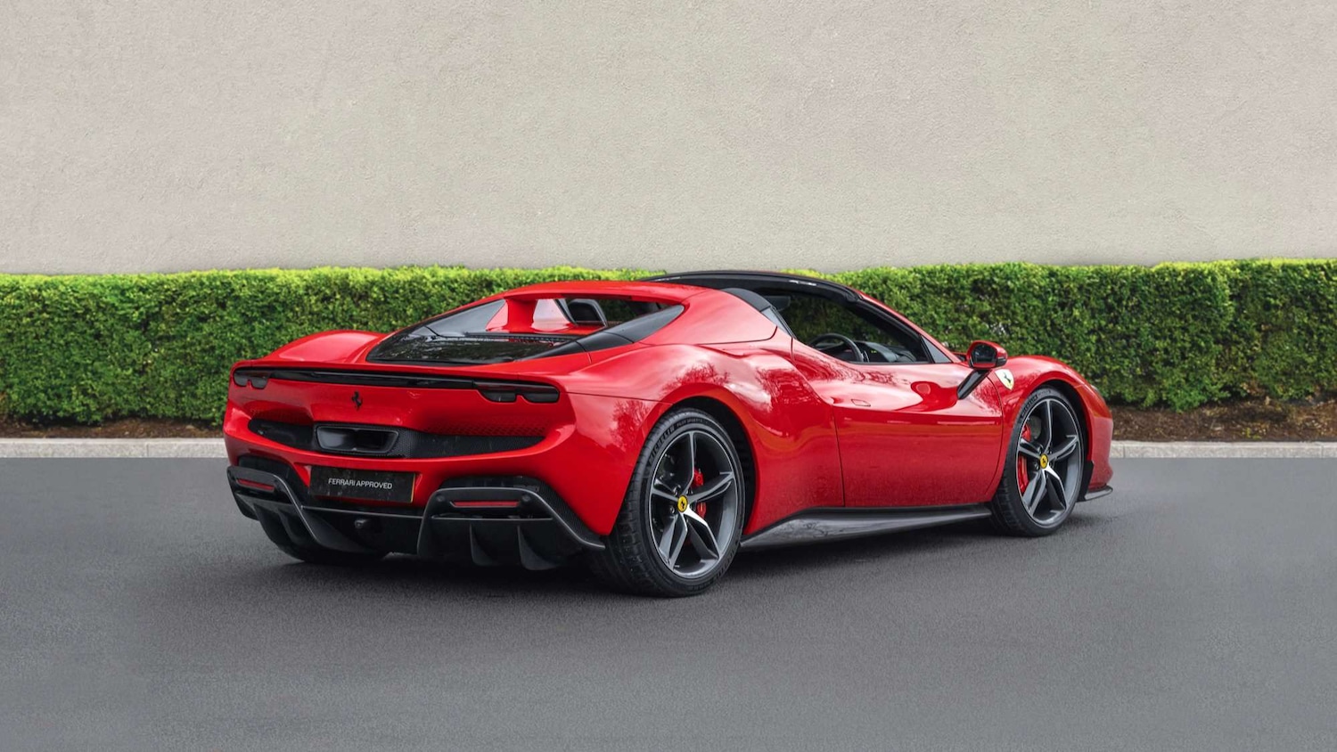 Used Ferrari 296 GTS 2024 for sale - 77219551: Photo 11