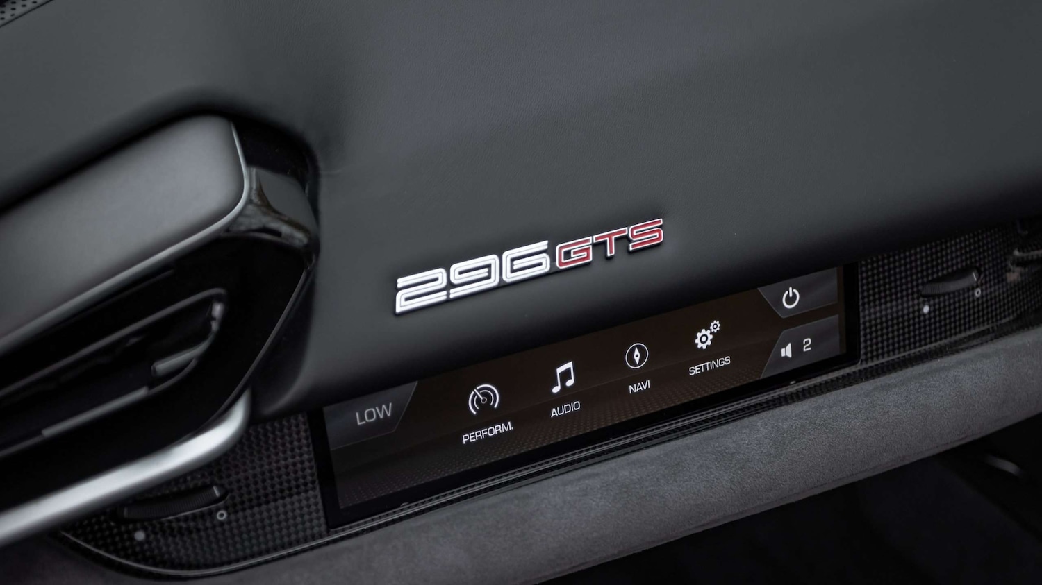 Used Ferrari 296 GTS 2024 for sale - 77219551: Photo 13