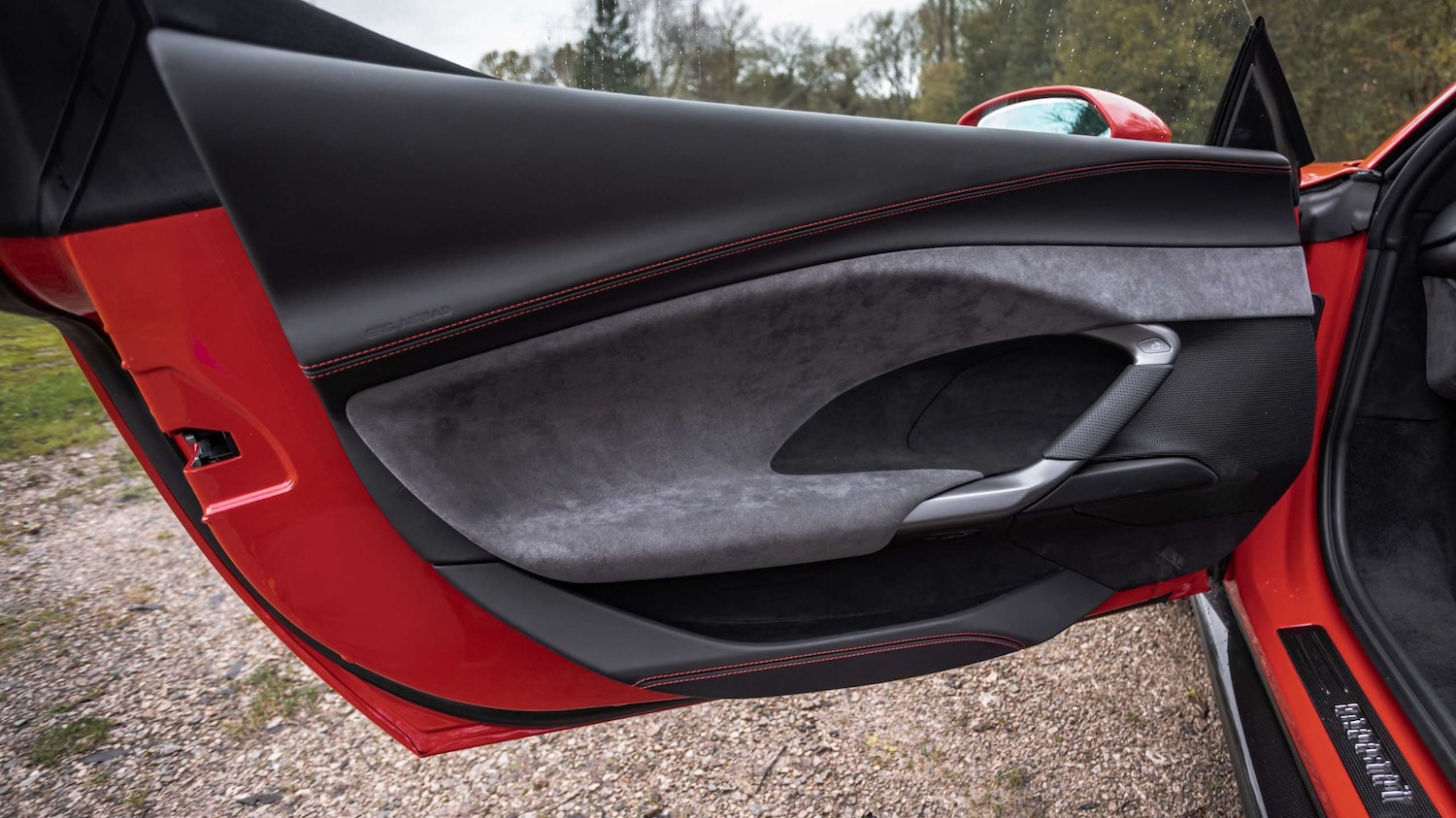 Used Ferrari 296 GTS 2024 for sale - 77219551: Photo 14