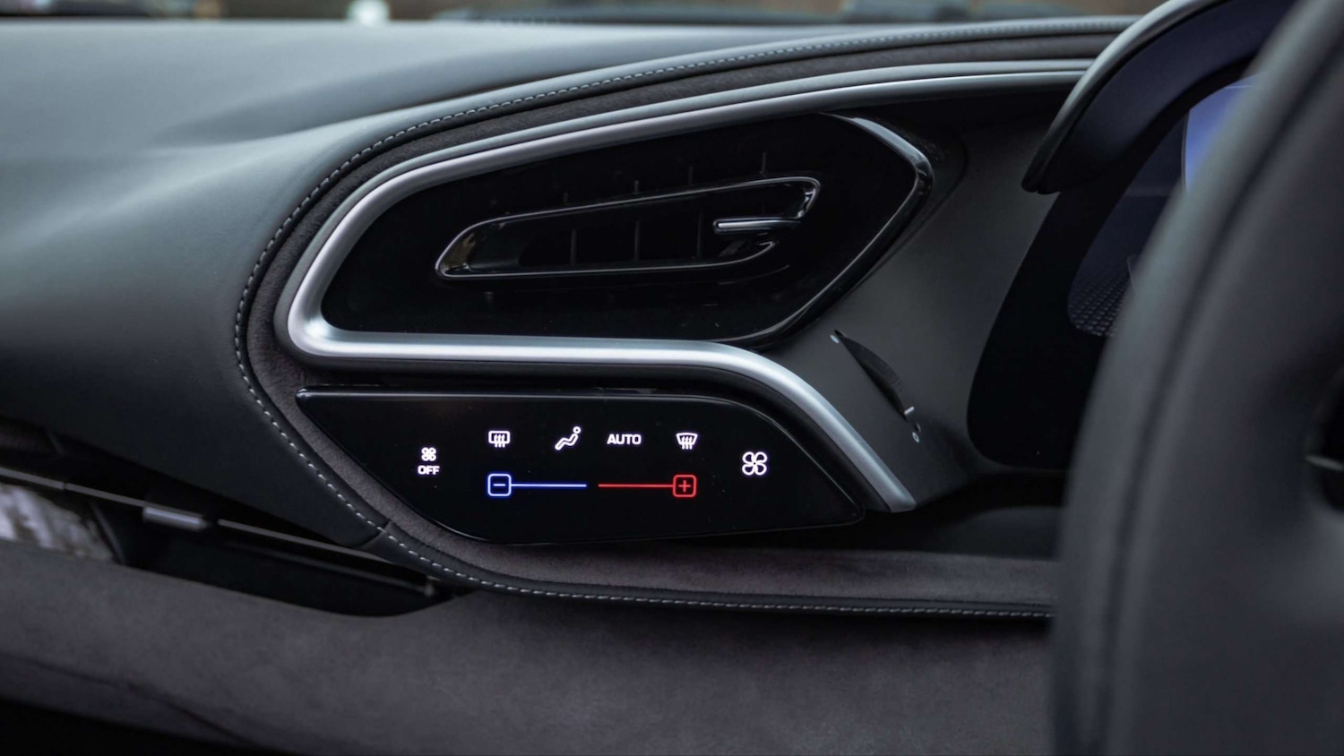 Used Ferrari 296 GTS 2024 for sale - 77219551: Photo 27