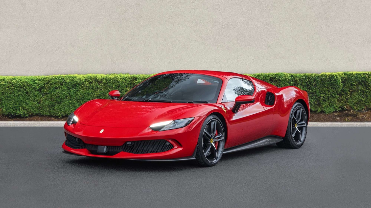 Used Ferrari 296 GTS 2024 for sale - 77219551: Photo 4