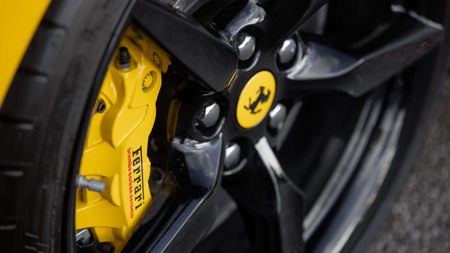 Used Ferrari F8 Spider 2021 for sale - 77257261: Photo 12