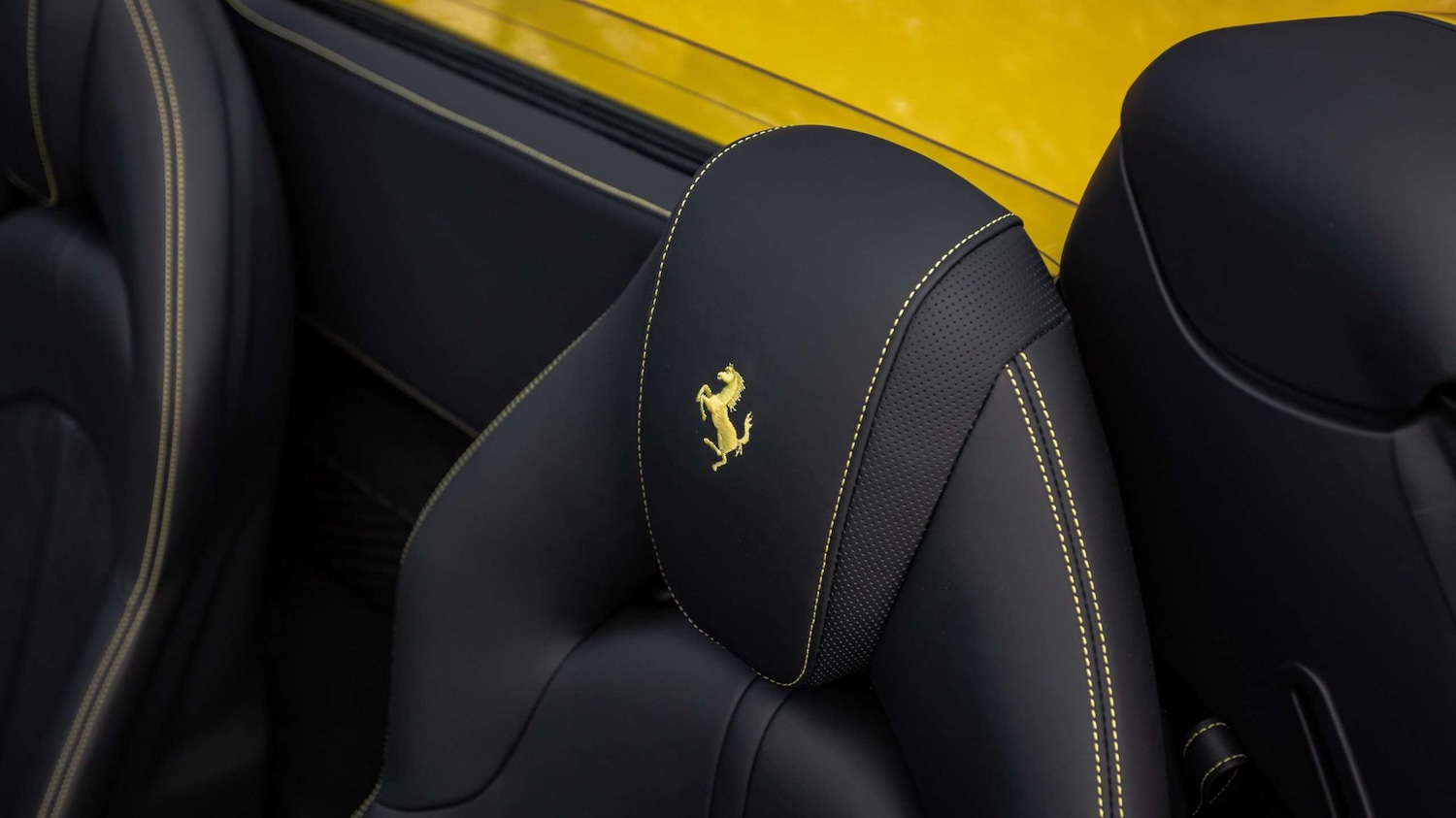 Used Ferrari F8 Spider 2021 for sale - 77257261: Photo 18