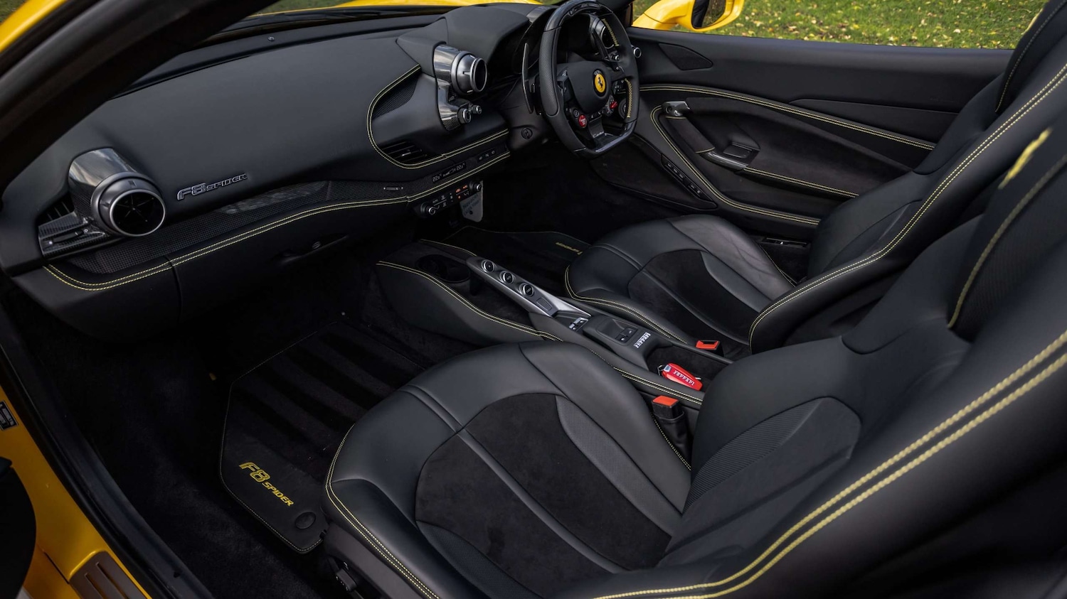 Used Ferrari F8 Spider 2021 for sale - 77257261: Photo 19